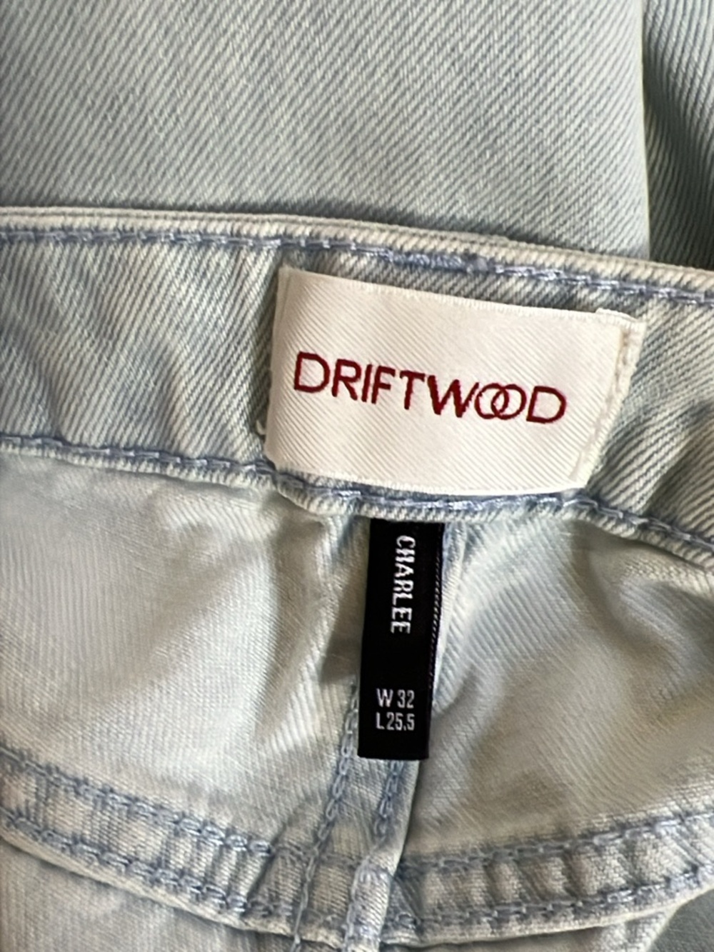 NWT Driftwood Charlee JeansLight Wash Embroidered Hem Straight Crop Denim Boho - Picture 8 of 8